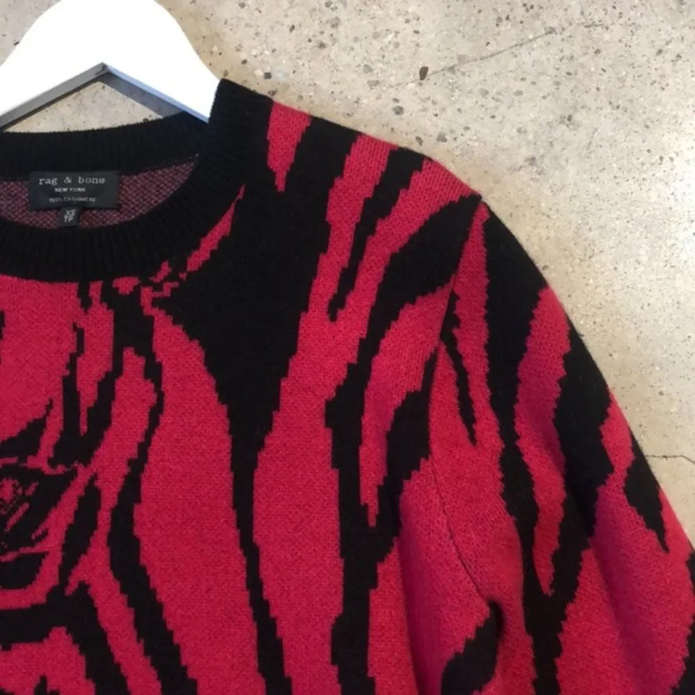 Rag & Bone Black and Pink Cashmere Zebra Crew Pullover - Picture 4 of 9